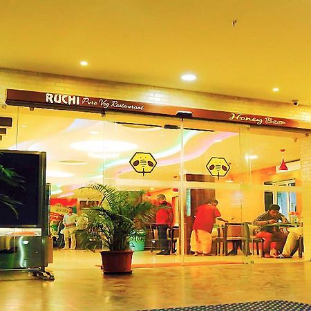 Sindhu Towers Hotel Vellore Buitenkant foto